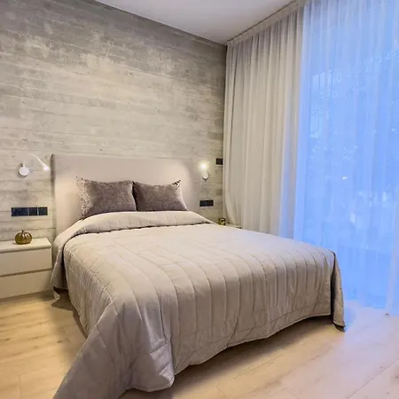 Lägenhet Malberry Park 104 - Modern With Shared Heated Pool, Sauna, Gym, Jacuzzi