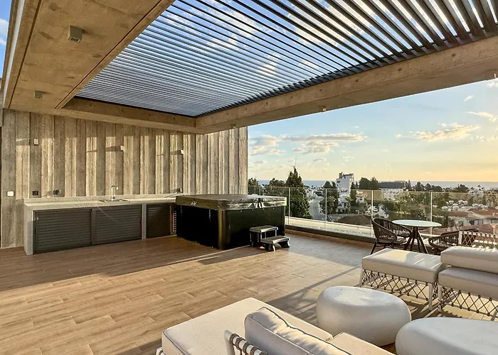 Malberry Park 104 - Modern With Shared Heated Pool, Sauna, Gym, Jacuzzi * パ フォス