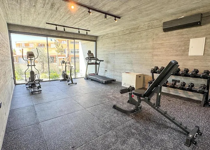 Malberry Park 104 - Modern With Shared Heated Pool, Sauna, Gym, Jacuzzi アパート