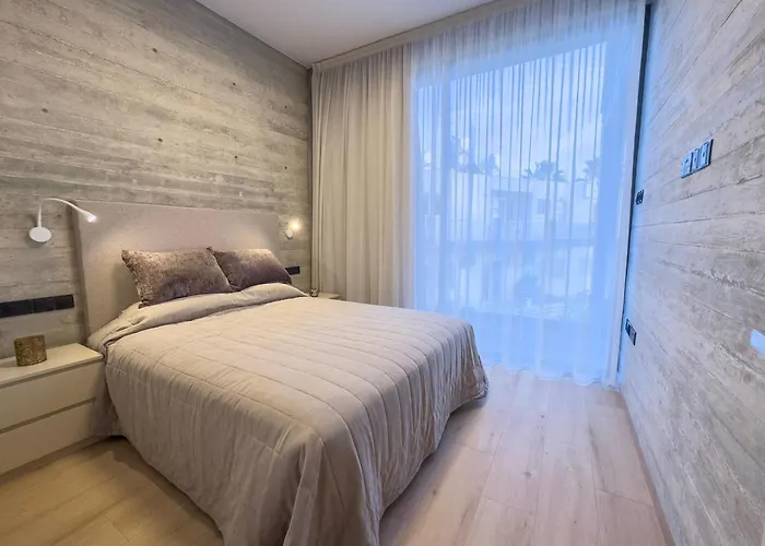 Malberry Park 104 - Modern With Shared Heated Pool, Sauna, Gym, Jacuzzi アパート *